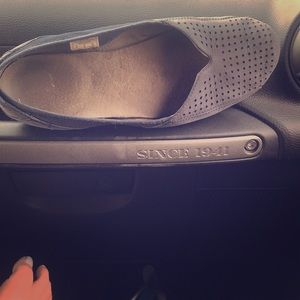 ISO 🕵🏻‍♀️ Patagonia Maha flats-Navy- size 8